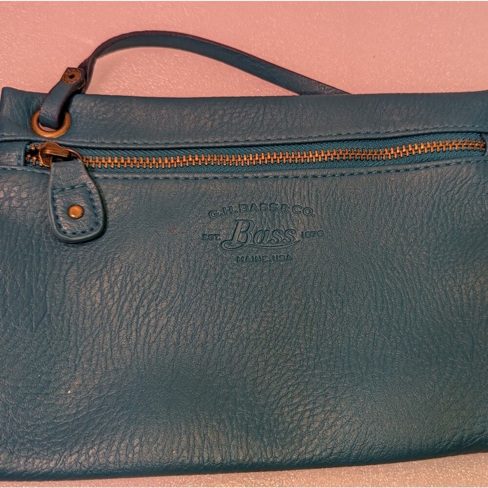 G.H. Bass Co. Teal leather pouch